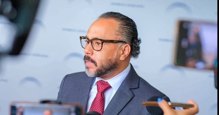 “Es bueno saber que ya están en campaña y que están listos para actuar como ratas de las redes”: Ernesto Castro