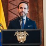 Presidente de Colombia ordena operativos para deportar a migrantes irregulares
