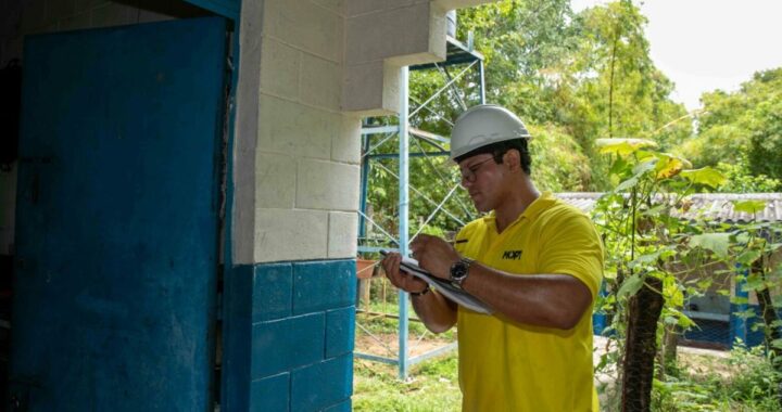 Gobierno beneficia a más de cien estudiantes con obras de infraestructura escolar en Chalatenango Centro